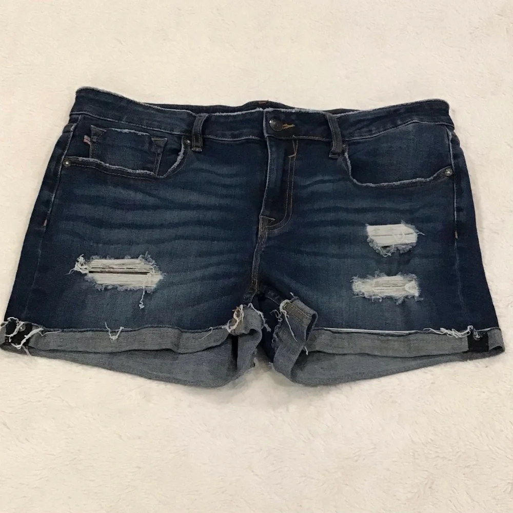 Vigoss 31 (US 12) Marley Denim Women’s Shorts Mid Rise Distressed Stretch Cuffed